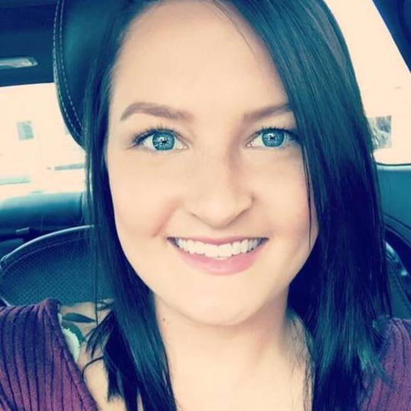 Meet your Posher, Brooke - Picture 1 of 1